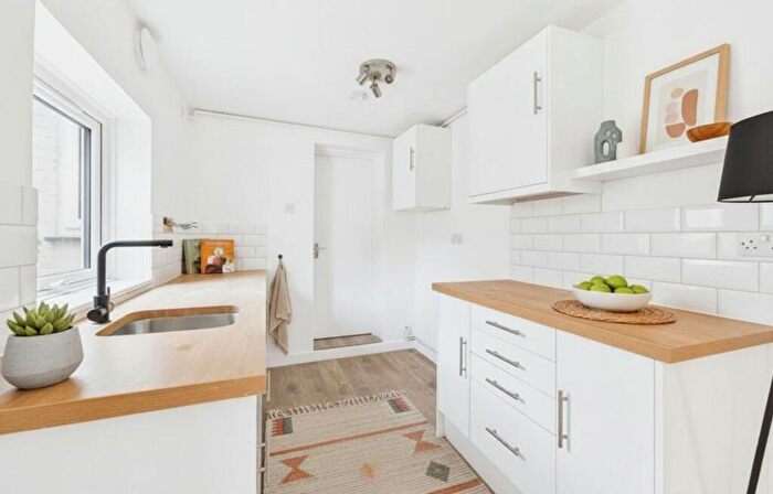 1 Bedroom Flat To Rent In Worcester Street, Gloucester, GL1