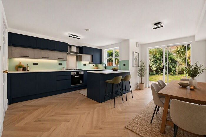 4 Bedroom Terraced House For Sale In Plough Way, Surrey Quays, SE16