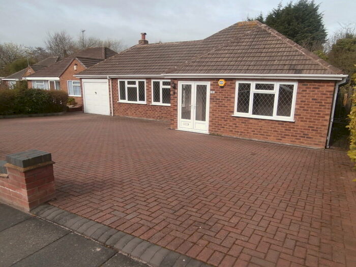 3 Bedroom Detached Bungalow To Rent In Newton Close, Great Barr, Birmingham, B43