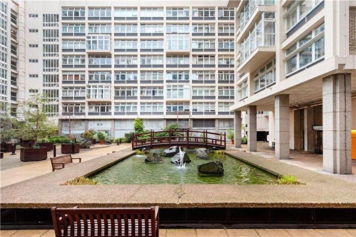 2 Bedroom Flat To Rent In Newington Causeway, Elephant Amp; Castle, London, SE1