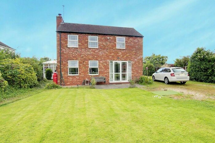 3 Bedroom Detached House For Sale In Main Road, Withern, Alford, LN13