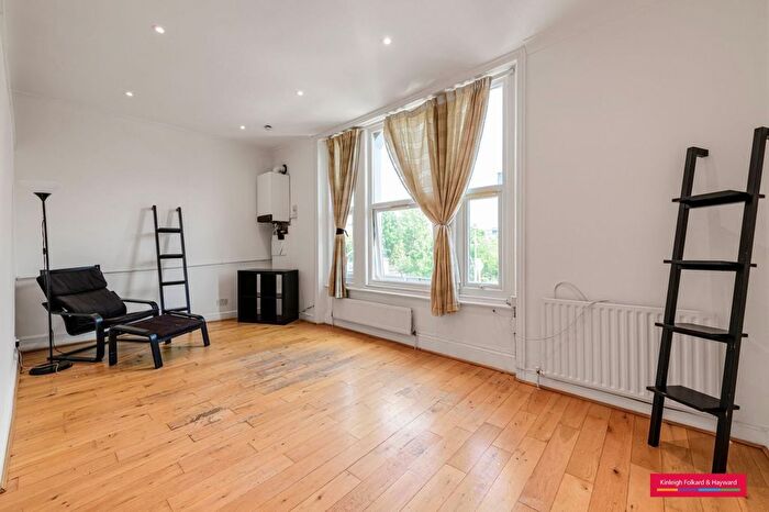 2 Bedroom Flat To Rent In Ladbroke Grove, London, W10