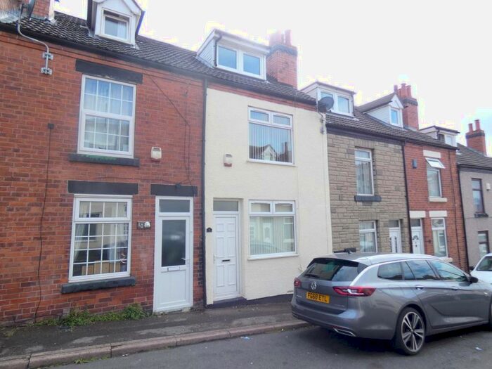 3 Bedroom Terraced House To Rent In Park Street, Mansfield Woodhouse, NG19