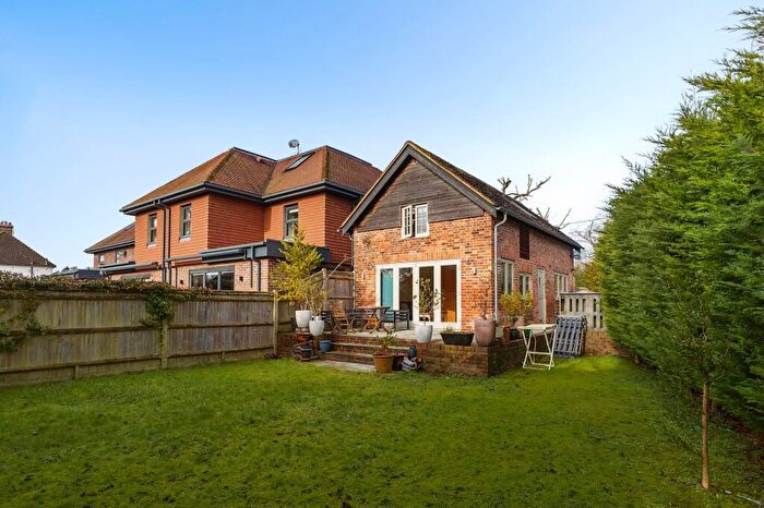 2 Bedroom Cottage For Sale In Sunte Avenue, Lindfield, RH16