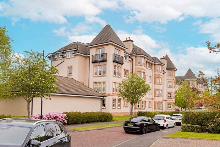 4 Bedroom Flat For Sale In Greenbank Drive, Greenbank, Edinburgh, EH10