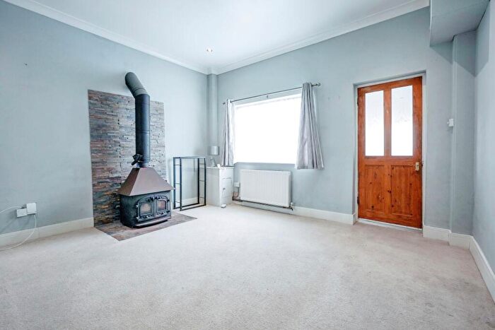 3 Bedroom End Of Terrace House For Sale In Maxton Road, Dover, Kent, CT17