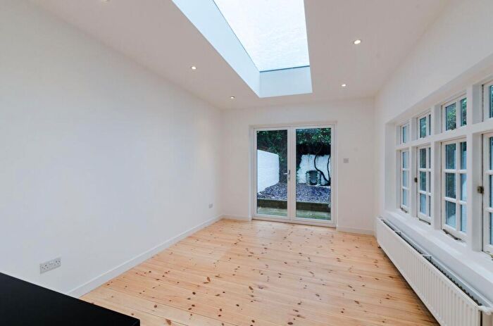2 Bedroom Flat To Rent In Georgiana Street, Camden, London, NW1