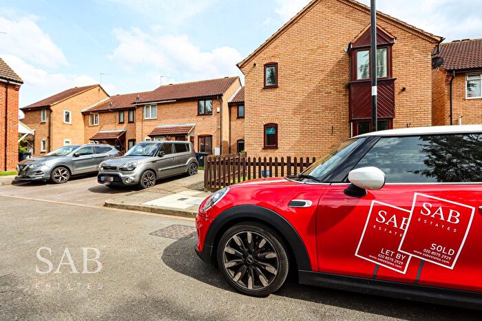 1 Bedroom Property To Rent In Lyric Drive, Greenford, UB6