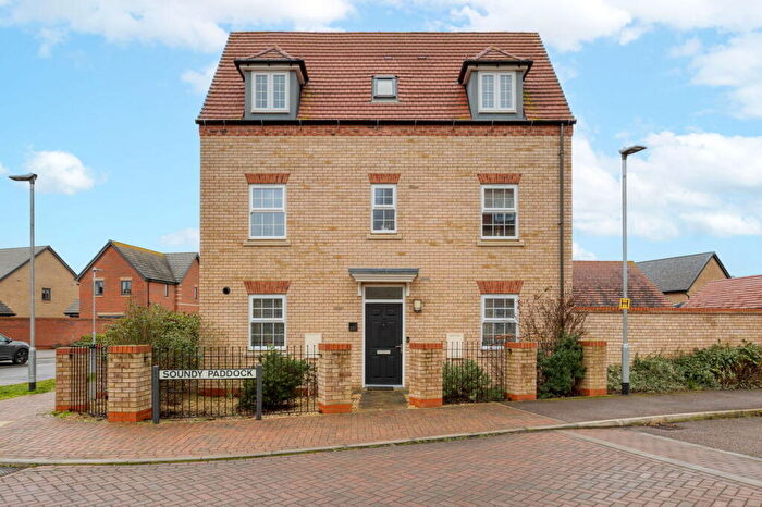 3 Bedroom Semi Detached House For Sale In Soundy Paddock, Biggleswade, SG18