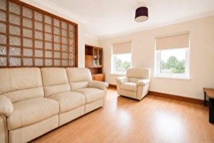 4 Bedroom Flat To Rent In High Street, Gateshead, NE8