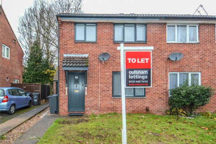 3 Bedroom Semi-Detached House To Rent In Shooters Close, Edgbaston, Birmingham, West Midlands, B5