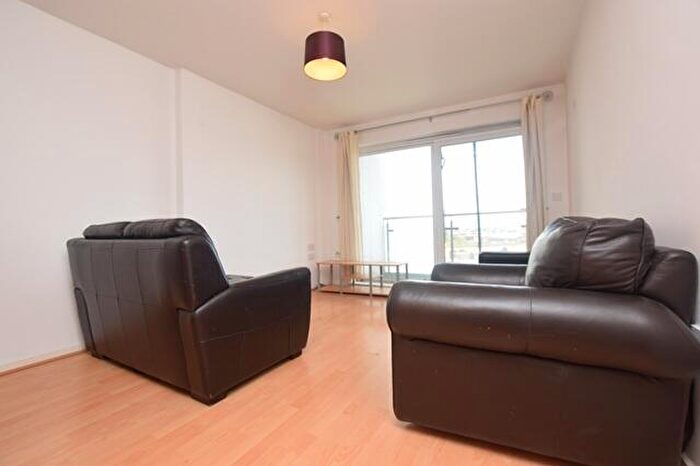 1 Bedroom Apartment To Rent In Coode House, Millsands, S3