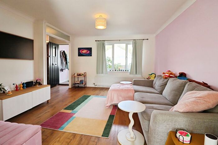 3 Bedroom Semi-Detached House For Sale In Hazelwood Drive, St. Mellons, Cardiff, CF3