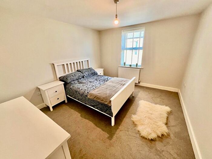 1 Bedroom Flat To Rent In Station Road, Desborough, NN14