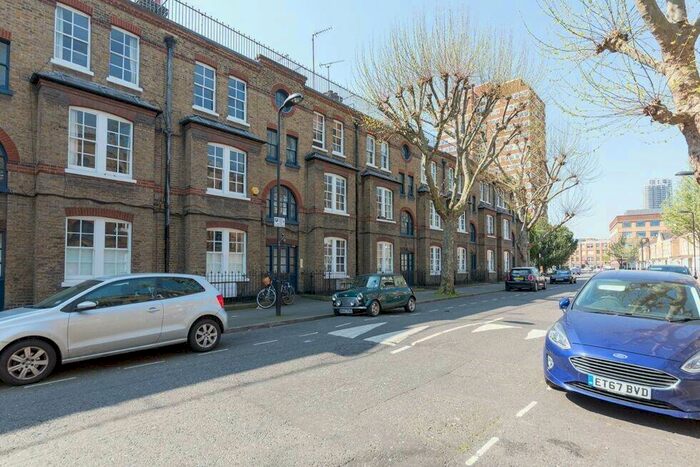 3 Bedroom Flat To Rent In Haberdasher Street, Old Street - Shoreditch, N1