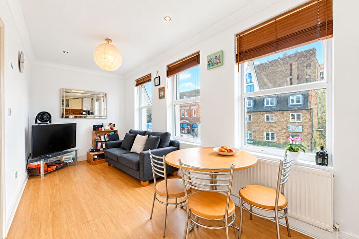 1 Bedroom Flat To Rent In Kingston Road, Wimbledon, SW19