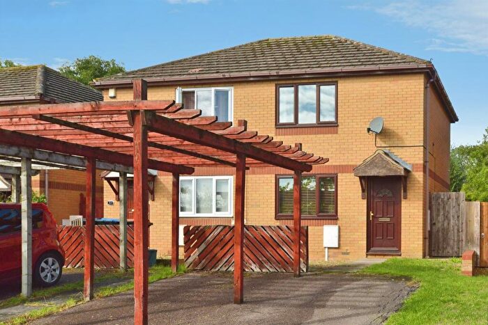 2 Bedroom Semi-Detached House For Sale In Wimborne Crescent, Westcroft, Milton Keynes, MK4