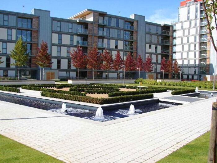 2 Bedroom Apartment For Sale In Pearl House, Central Milton Keynes, MK9