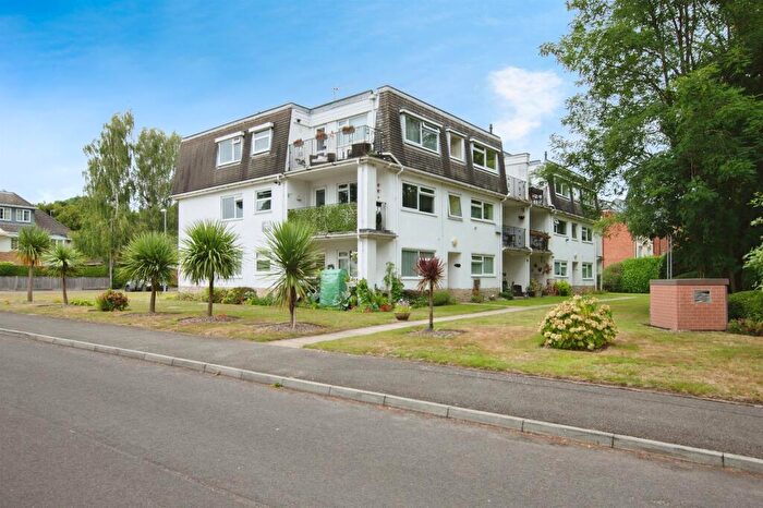 2 Bedroom Flat For Sale In Manor Close, Ferndown, BH22