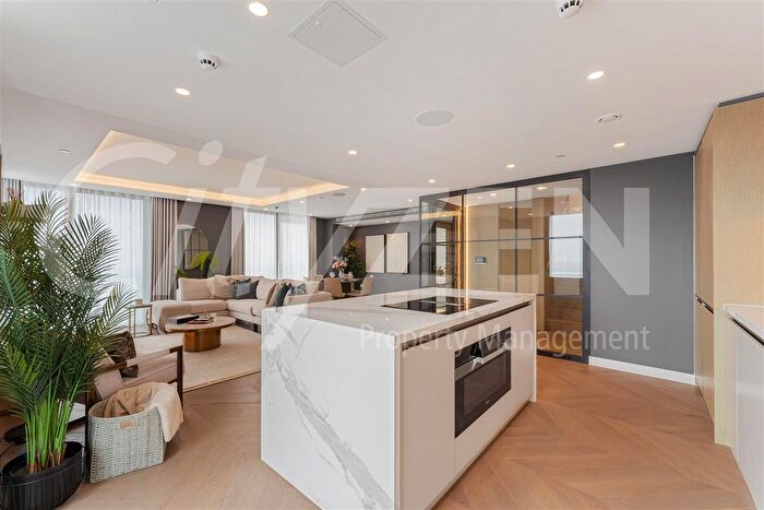 3 Bedroom Flat To Rent In The Haydon, Minories, London, EC3N