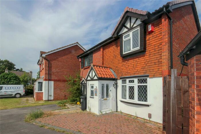 3 Bedroom End Of Terrace House To Rent In Handford Way, Longwell Green, Bristol, BS30