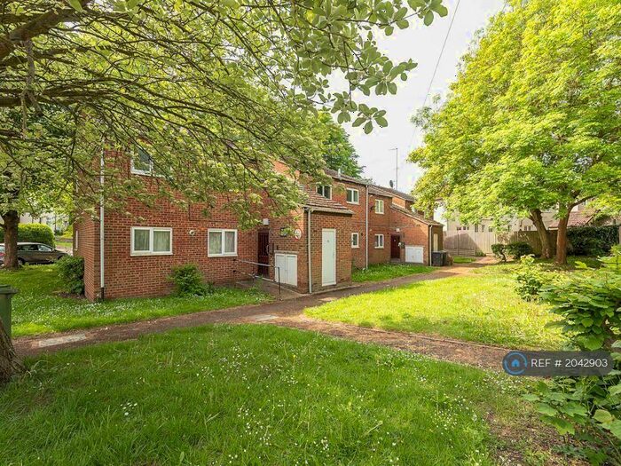 1 Bedroom Flat To Rent In Dellfield, St. Albans, AL1