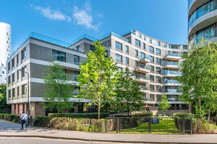 2 Bedroom Flat For Sale In North End Road, Wembley Park, Wembley, HA9