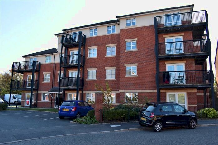 2 Bedroom Flat To Rent In Breccia Gardens, St. Helens, WA9