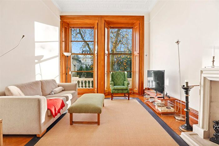 2 Bedroom Flat For Sale In Cornwall Gardens, London, SW7