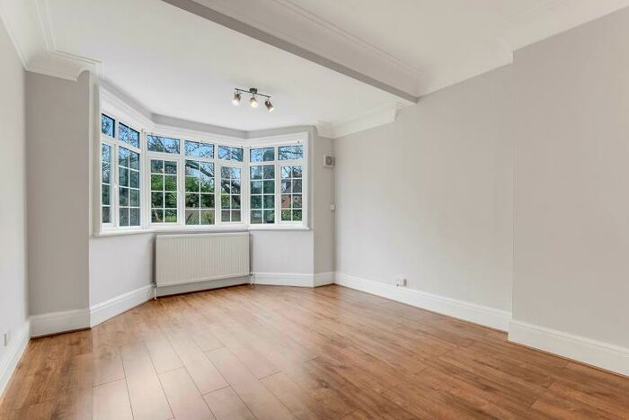1 Bedroom Flat To Rent In Burgess Hill, West Hampstead, NW2