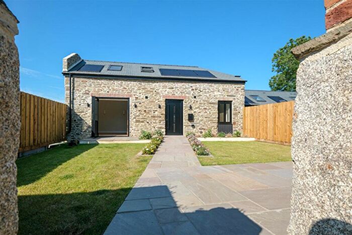 3 Bedroom Barn Conversion For Sale In Pengover, Liskeard, PL14