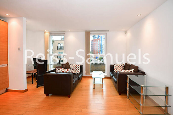 3 Bedroom Apartment To Rent In Helion Court, Westferry Road, Tower Hamlets, London, E14