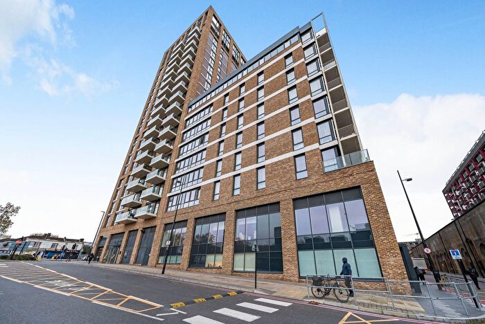 2 Bedroom Flat To Rent In Duncombe House, Woolwich Riverside, London, SE18