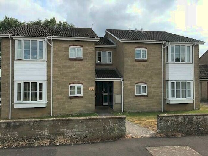 Studio To Rent In Abbey Manor Park, Yeovil, Somerset, BA21