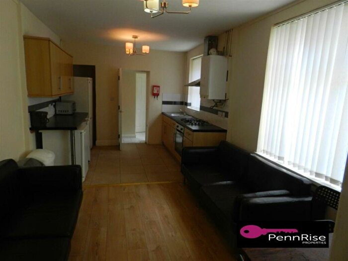 6 Bedroom Terraced House To Rent In Arran Street, Cardiff, CF24