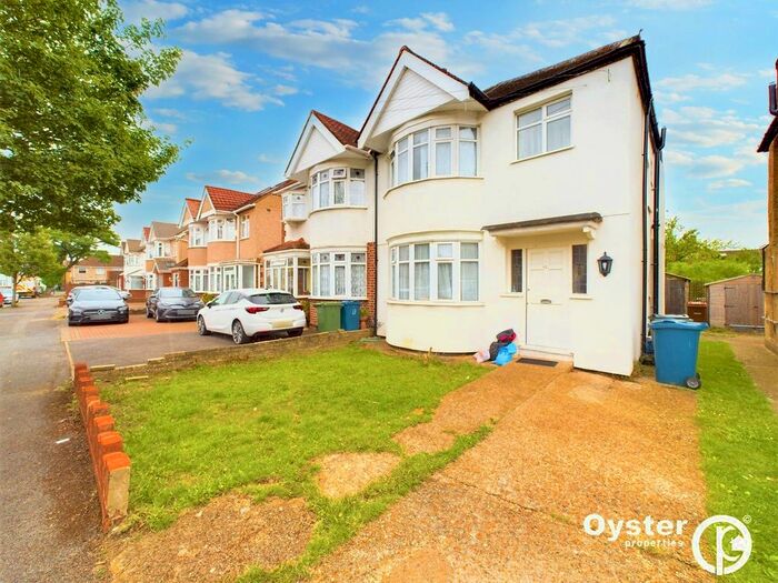 3 Bedroom Semi-Detached House To Rent In Irvine Avenue, Harrow, HA3