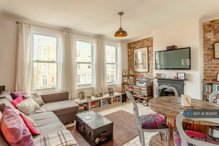 1 Bedroom Flat To Rent In Camberwell Road, London, SE5
