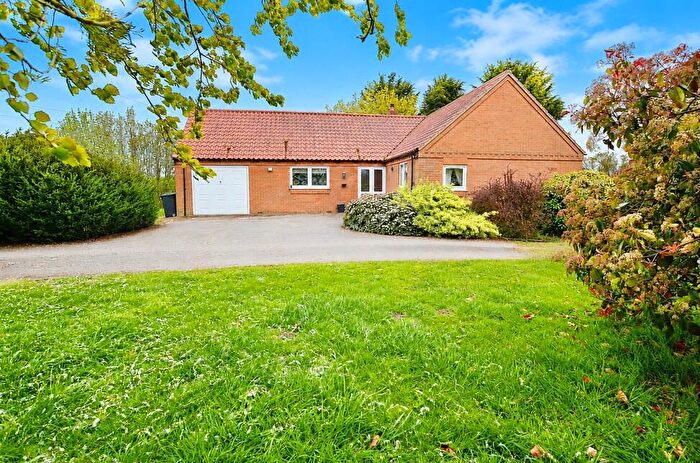 3 Bedroom Detached Bungalow For Sale In Yew Tree Cottage, New Road, Blankney Fen, Woodhall Spa, LN10
