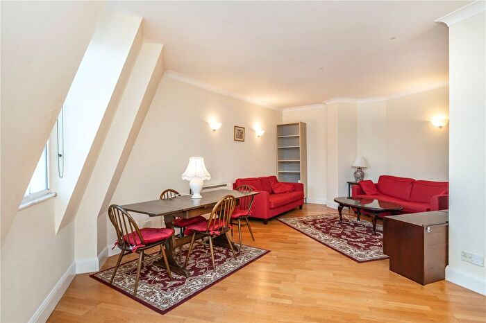 2 Bedroom Flat To Rent In South Block, A Belvedere Road, London, SE1