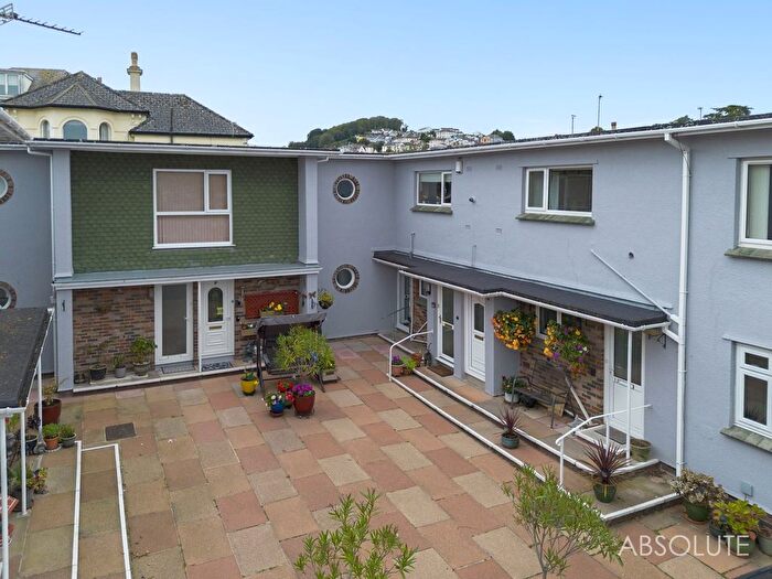 2 Bedroom Flat To Rent In Grosvenor Road, Paignton, TQ4