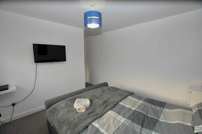 3 Bedroom End Of Terrace House For Sale In Macdonald Drive, Kilmarnock, KA3