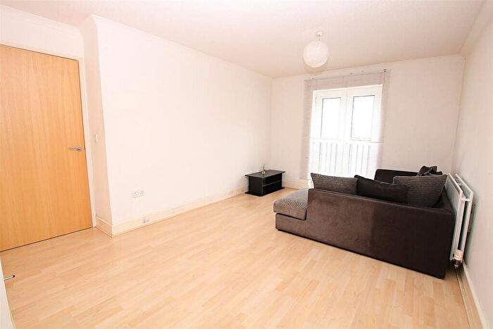 1 Bedroom Flat For Sale In Henry Bird Way, Northampton, NN4