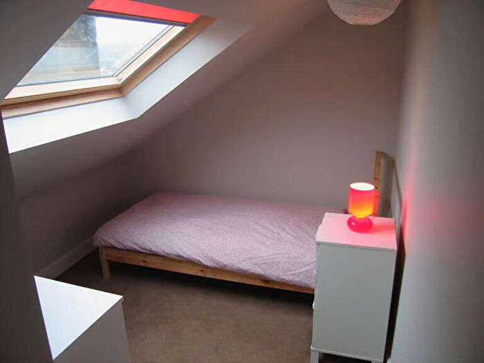 4 Bedroom Flat To Rent In T East Claremont Street, Edinburgh, EH7