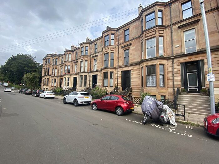 3 Bedroom Flat To Rent In Dowanside Road, Dowanhill, Glasgow, G12