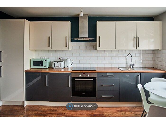 2 Bedroom Flat To Rent In Lincoln Road, Peterborough, PE1
