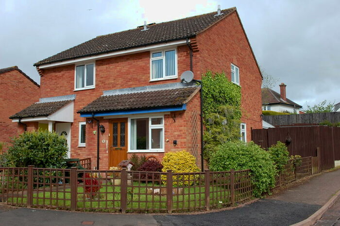 2 Bedroom Semi-Detached House To Rent In Kensham Close, Bradninch, EX5
