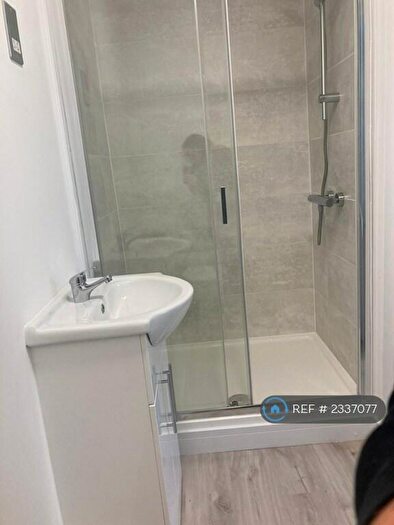 1 Bedroom Flat To Rent In Castle Street, Reading, RG1