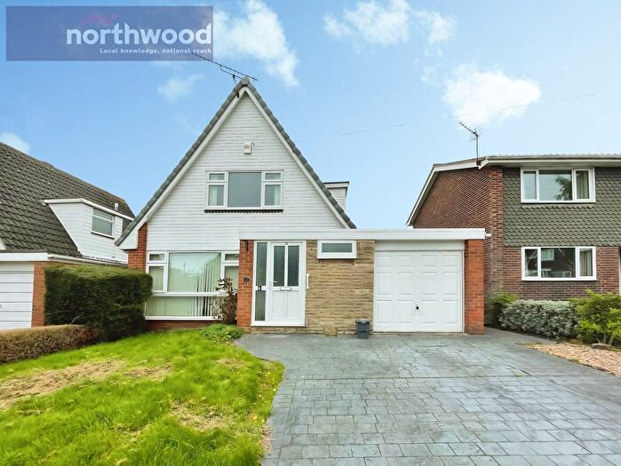 3 Bedroom Semi-Detached House To Rent In Birch Close, Oxton, Wirral, CH43