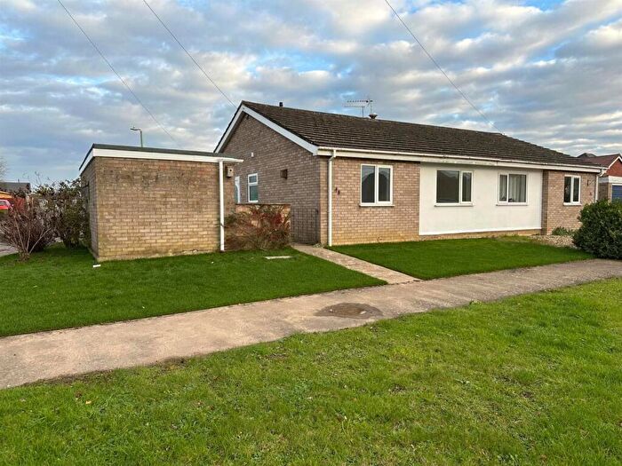3 Bedroom Semi-Detached Bungalow For Sale In Pretyman Avenue, Bacton, Stowmarket, IP14