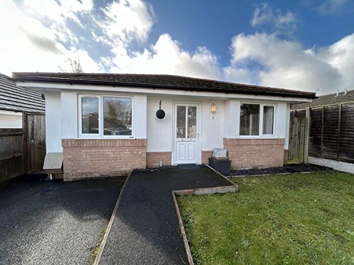 3 Bedroom Bungalow To Rent In Jasmine Close, Parkstone, BH12